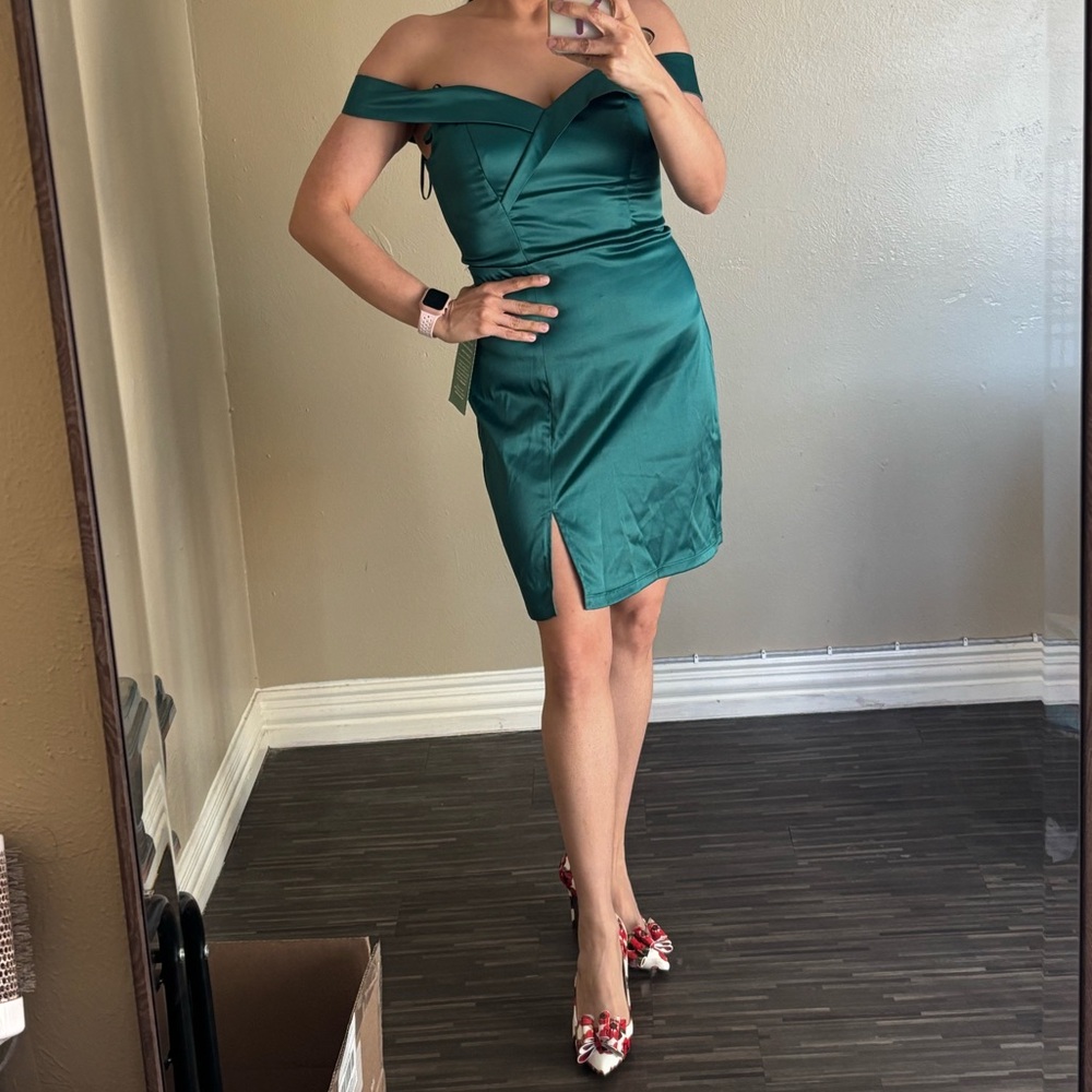 My Michelle green Satin Bodycon sweetheart neckline off-the-shoulder mini dress